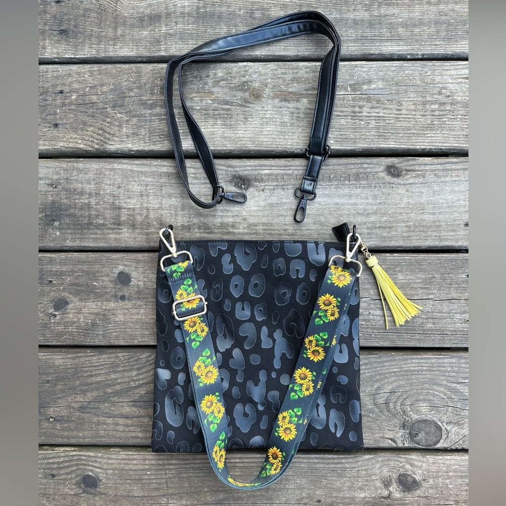 🌻NEW BLACK LEOPARD CROSSBODY BAG PURSE w/ TWO STRAPS SUNFLOWER PRINT & TASSEL🌻
